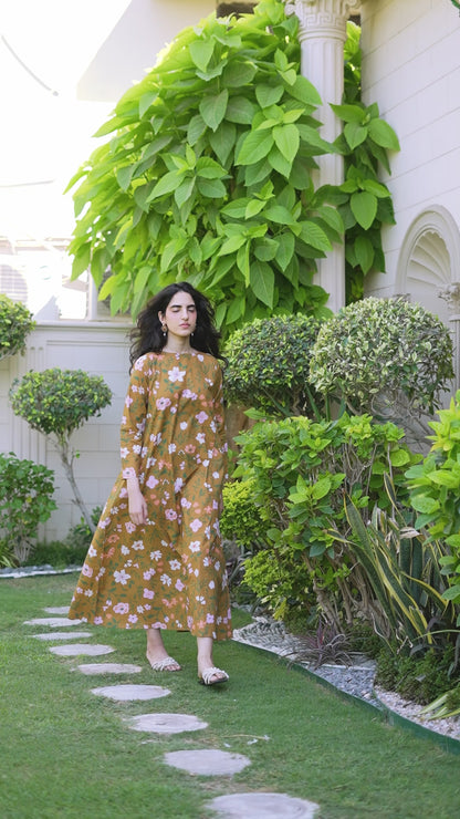 Meadow Glow Cotton Maxi Design